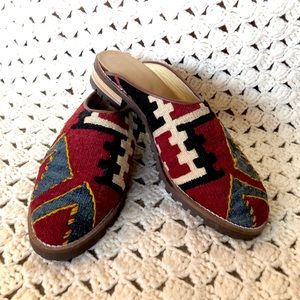 Women’s Size 8 Kilim Shoes